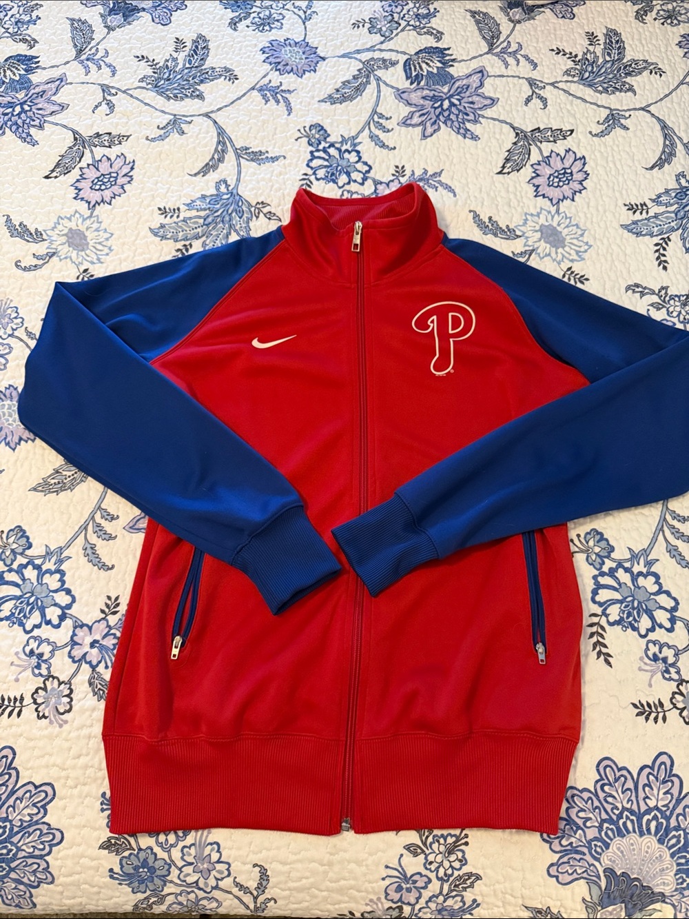 Nike Philadelphia Phillies Track Jacket